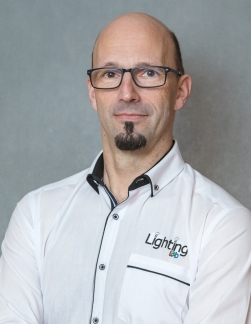 Dr. Péter Csuti