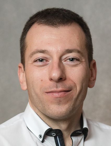 Dr. Ferenc Szabó